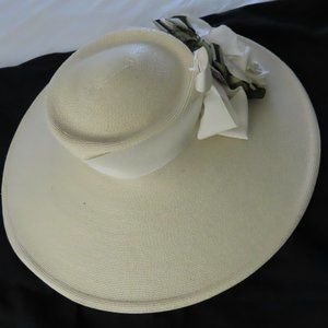 SAKS FIFTH AVENUE HANDMADE HAT FRANK OLIVE  vintage